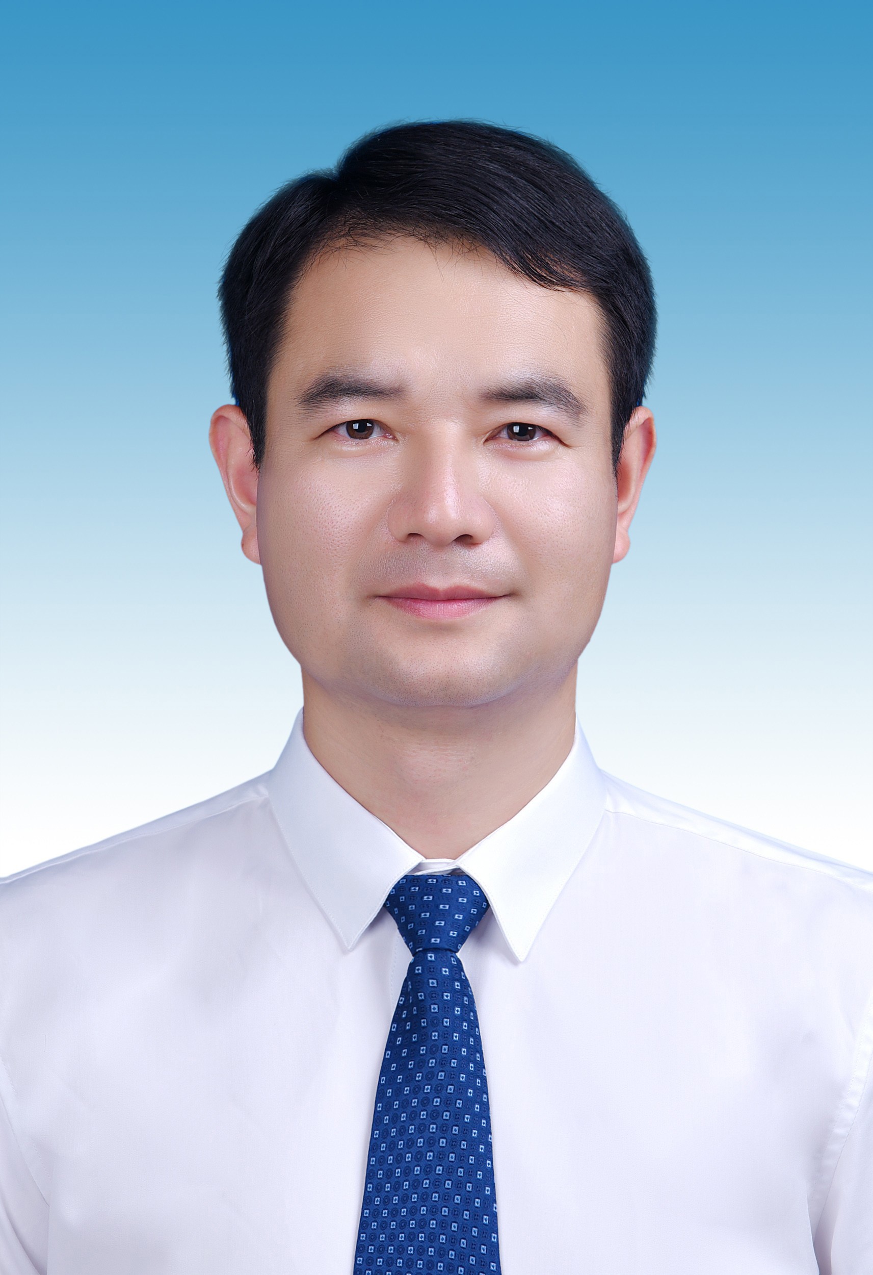 党总支委员、副院长  杨学贤