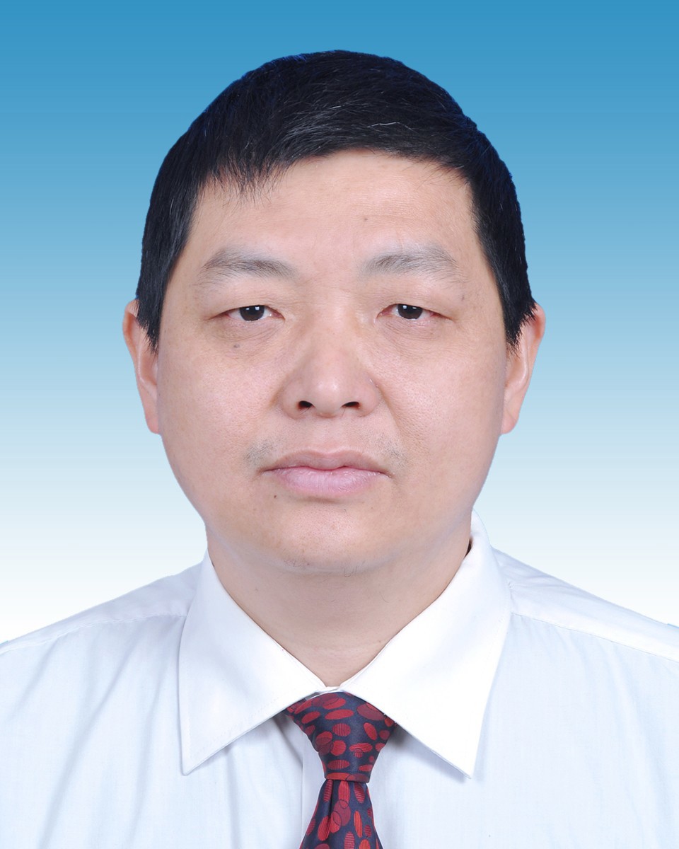 党总支委员  黄智兴