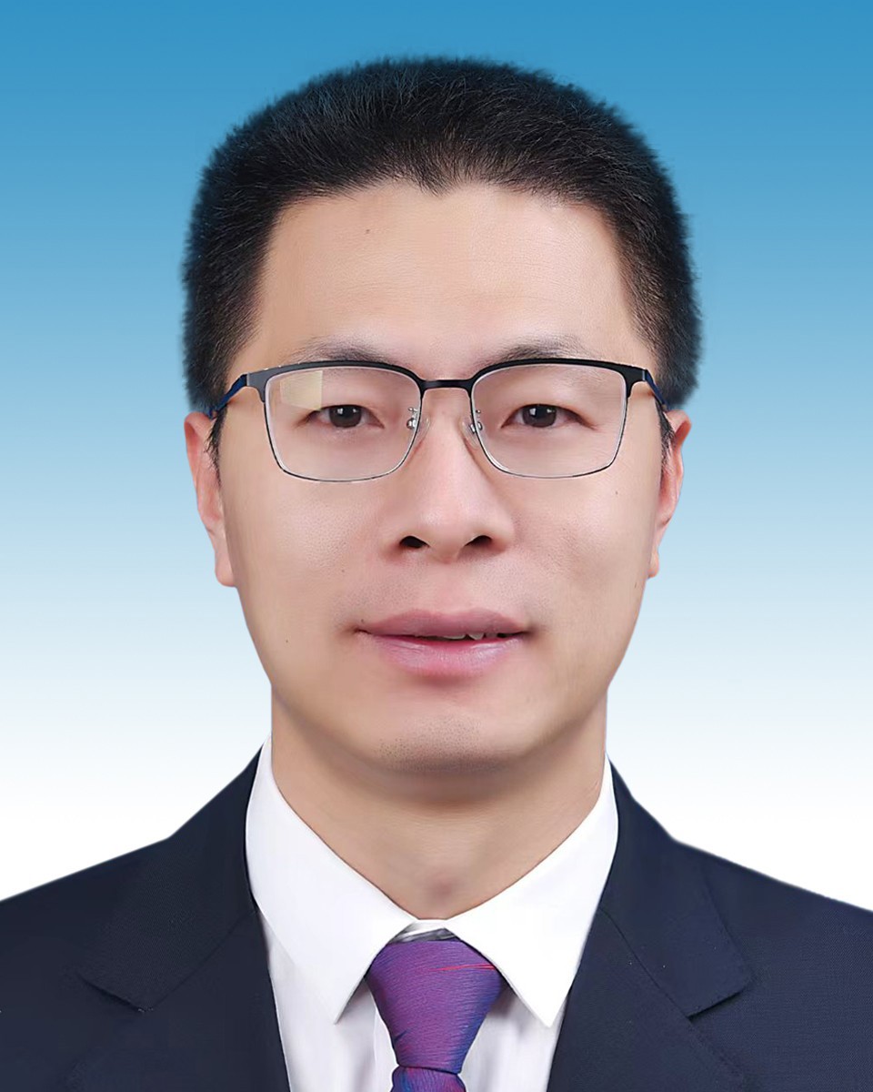 党总支委员、副院长  李上饶